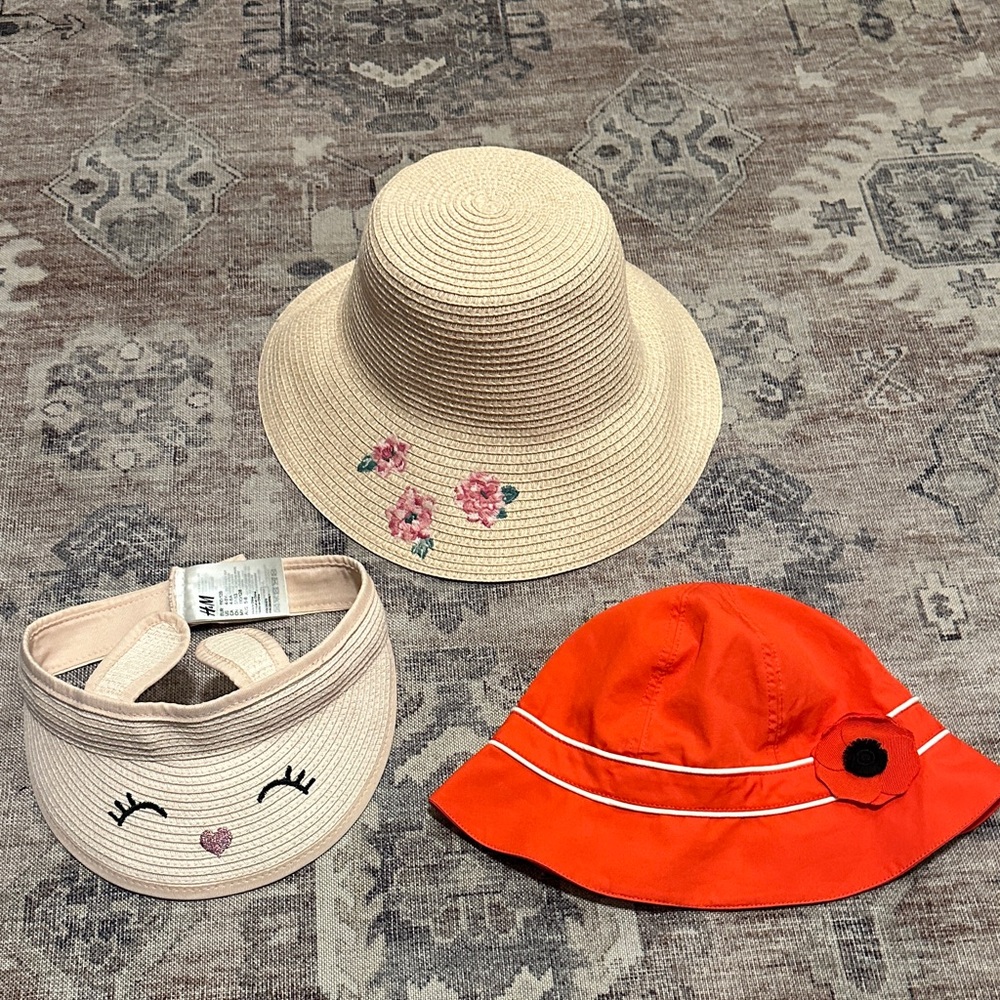 Bundle Beige and red Hat Set with Floral Accents Janie jack H&M girls 4-8 yrs